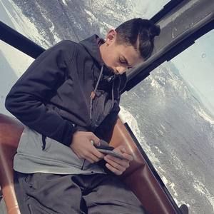 Meet your Posher, Alejandro